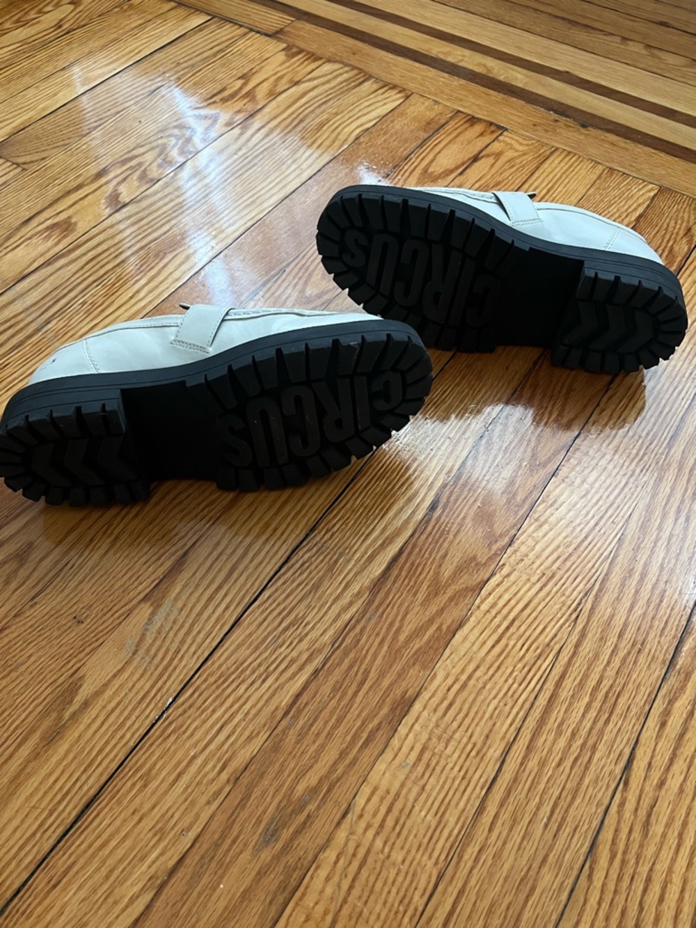 Everly lug loafer by Circus by Sam Edelman - Picture 6 of 6